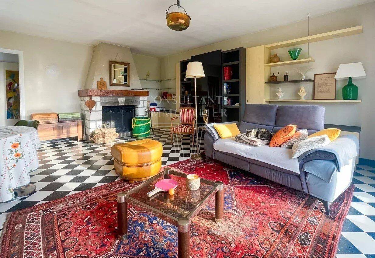 Maison 4 pièces 143 m² · à Saint-Martin-aux-Chartrains · 143 m² · 449 000 €