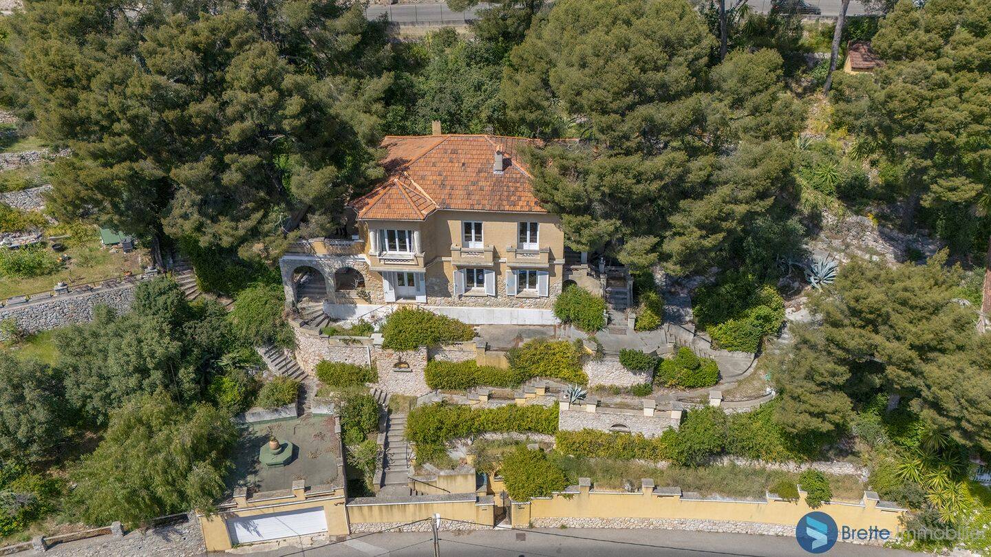 Maison 6 pièces 180 m² · à Toulon · 180 m² · 879 000 €