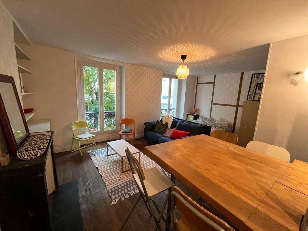 Appartement 1 pièce 35 m² · à Paris 18ème Arrondissement · 35 m² · 1 240 €