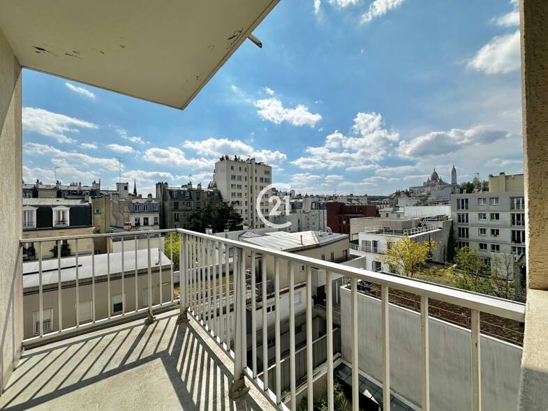 Appartement à vendre 265 000 € 1 pièce 31 m² Étage 6/8 Goutte d'Or-Château Rouge Paris 18ème 75018