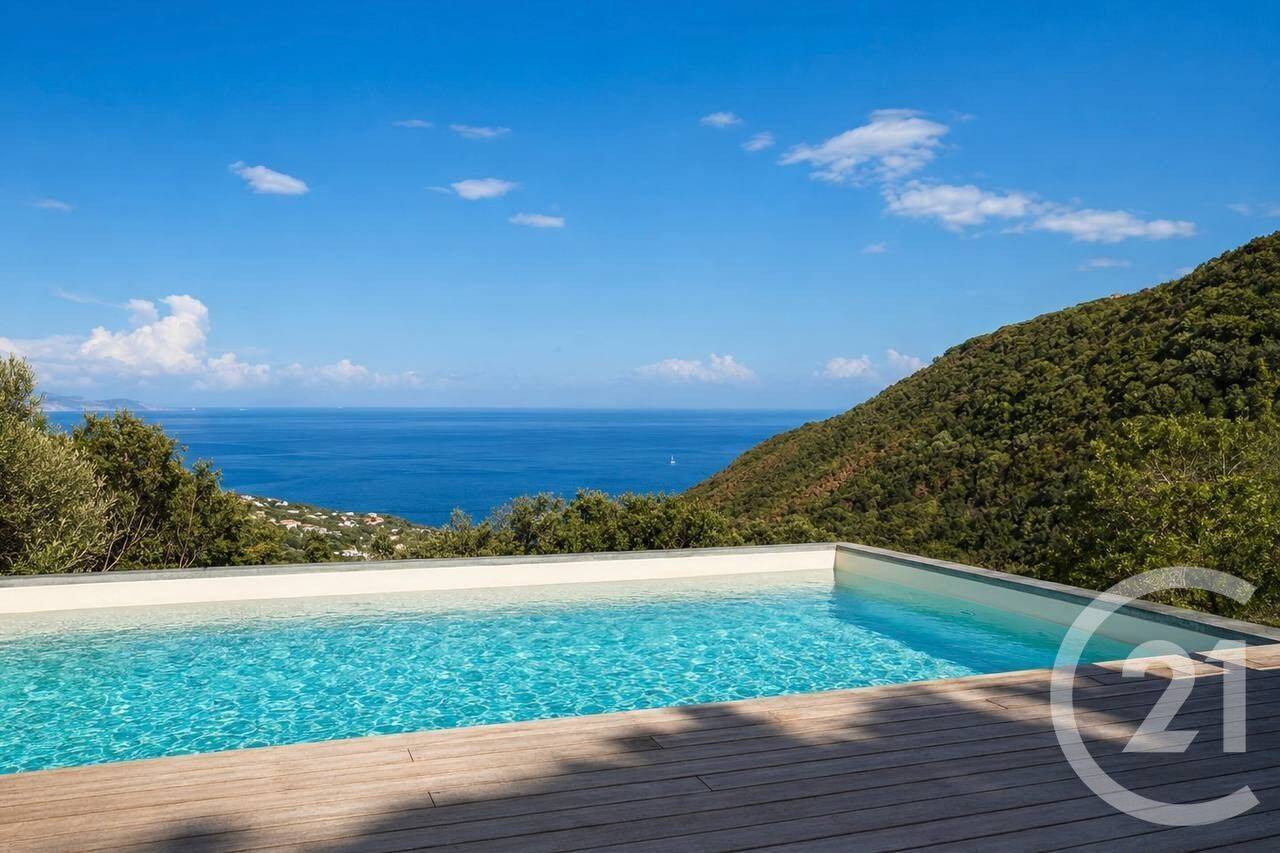 Maison 9 pièces 262 m² · à San-Martino-Di-Lota · 262,2 m² · 1 850 000 €