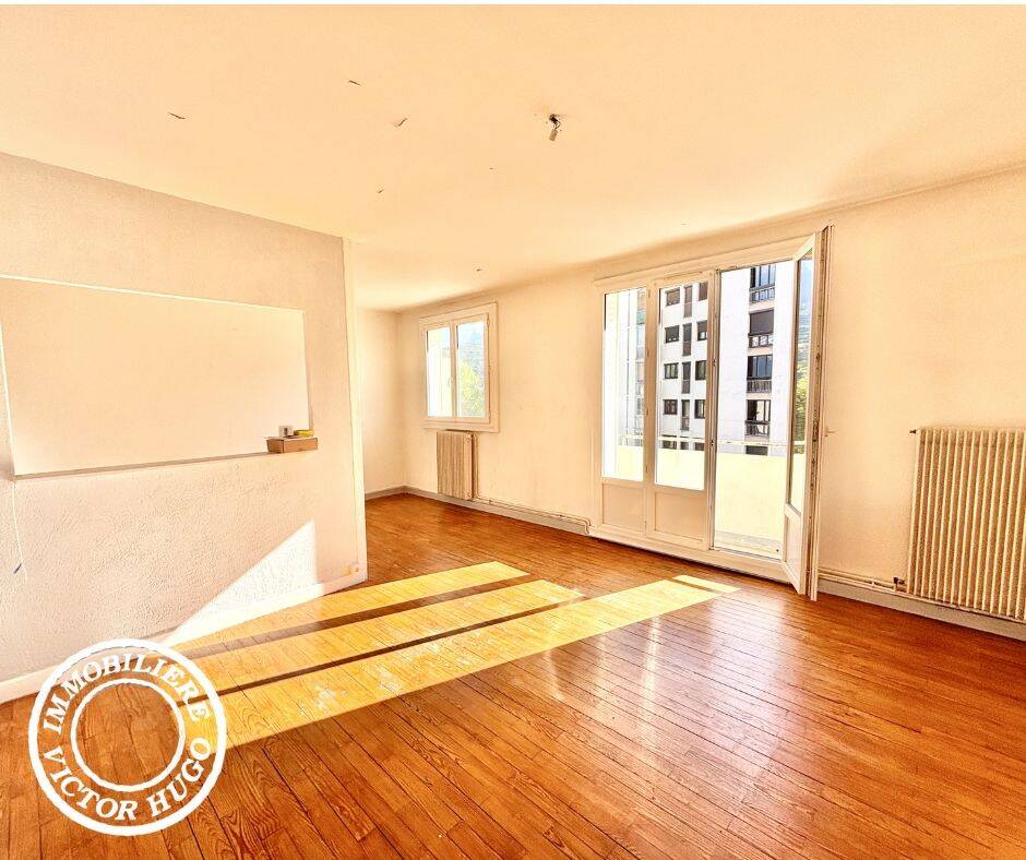 Appartement 4 pièces 64 m² · à Fontaine · 63,6 m² · 70 000 €