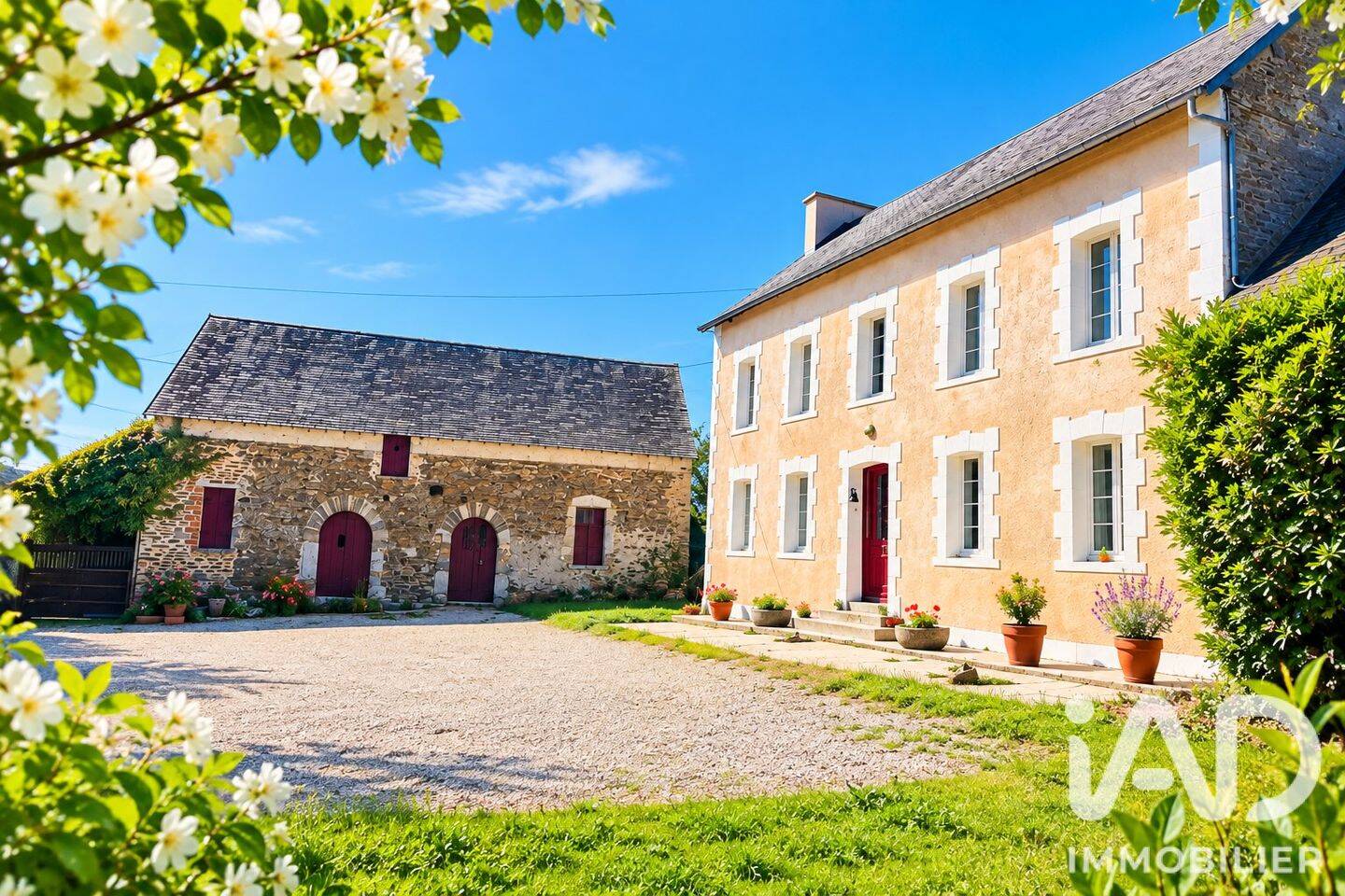 Maison 6 pièces 178 m² · à Saint-André-de-l'Épine · 178 m² · 378 000 €