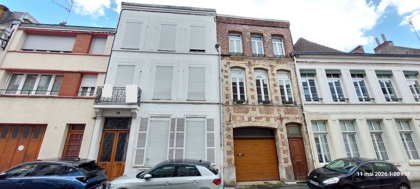 Maison 10 pièces 270 m² · à Cambrai · 270 m² · 307 400 €