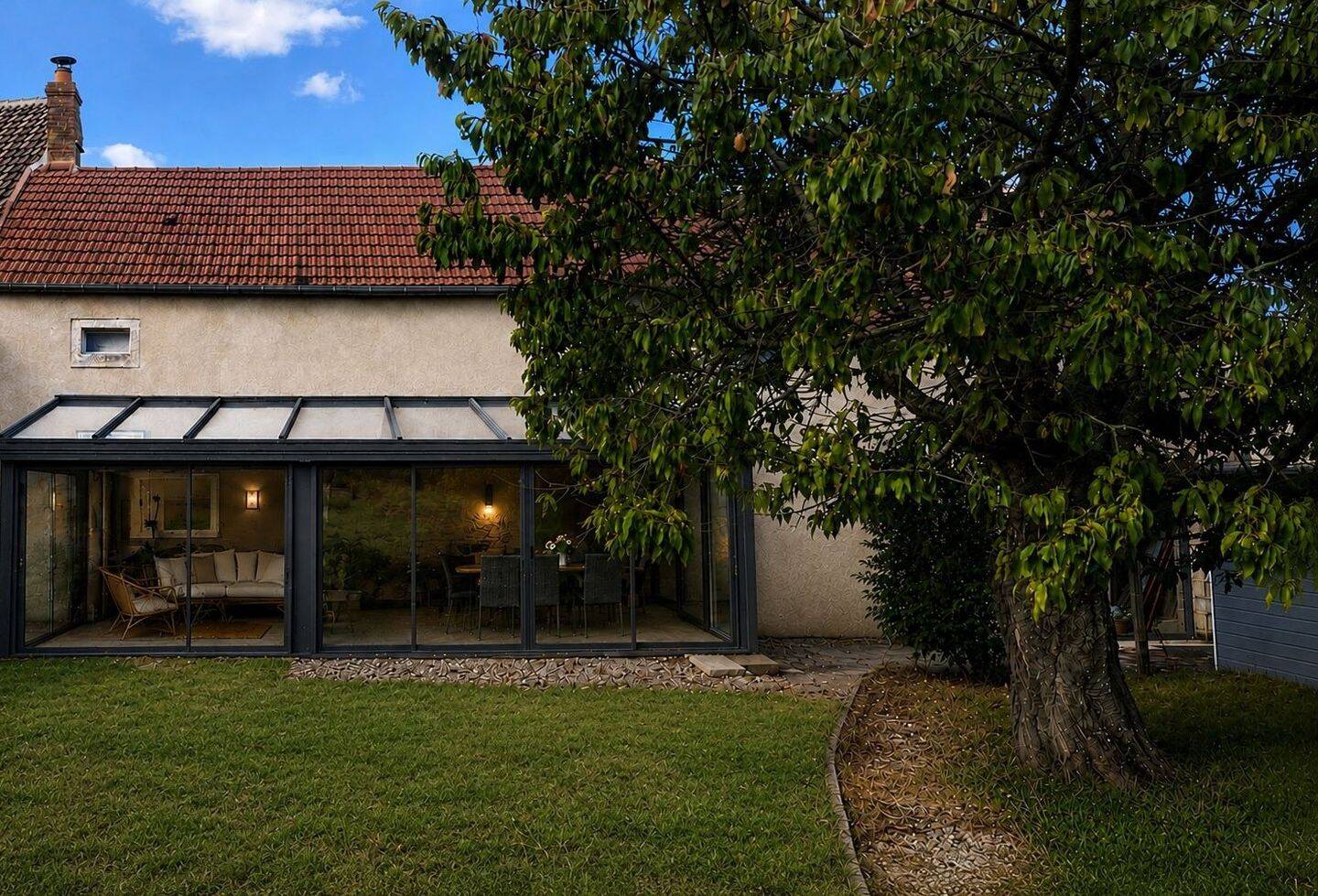 Maison 8 pièces 166 m² · à Les Hauts de Forterre · 166 m² · 130 000 €