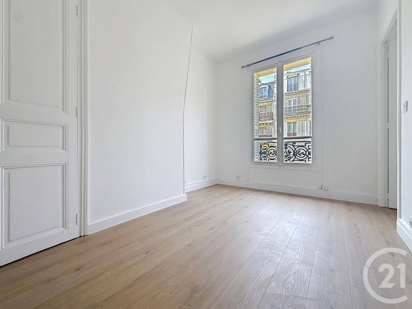 Appartement 2 pièces 28 m² · à Paris 12ème Arrondissement · 27,9 m² · 318 000 €