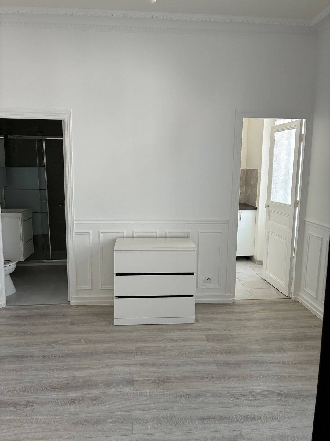 Appartement 1 pièce 24 m² · à Les Lilas · 23,6 m² · 860 €/mois
