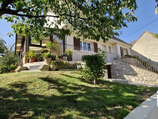 Maison à vendre 224 000 € 8 pièces 4 chambres 152 m² 737 m² de terrain Magny 28120