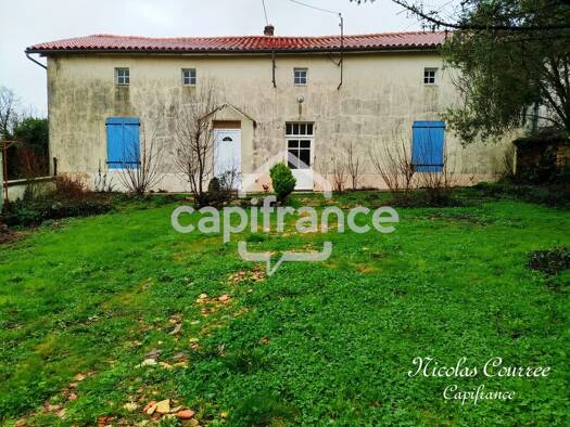 Maison à vendre - neuf 96 000 € 8 pièces 5 chambres 189 m² 2 117 m² de terrain Les Alleuds 79190