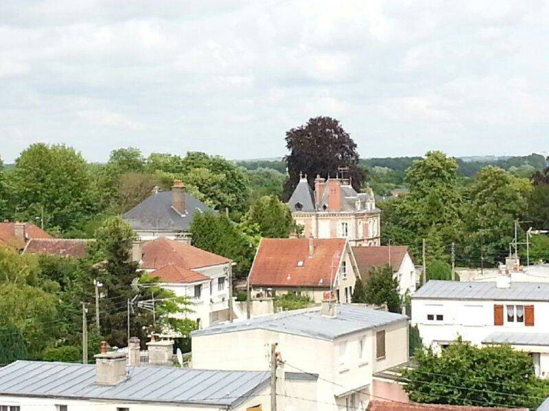 Appartement 2 pièces 44 m² · à Saint-Julien-les-Villas · 44 m² · 567 €