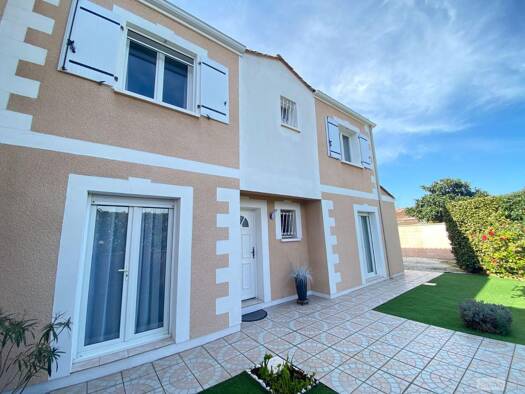 Maison à vendre 579 000 € 6 pièces 5 chambres 150 m² 602 m² de terrain Centre Ville-Piquey Mérignac 33700