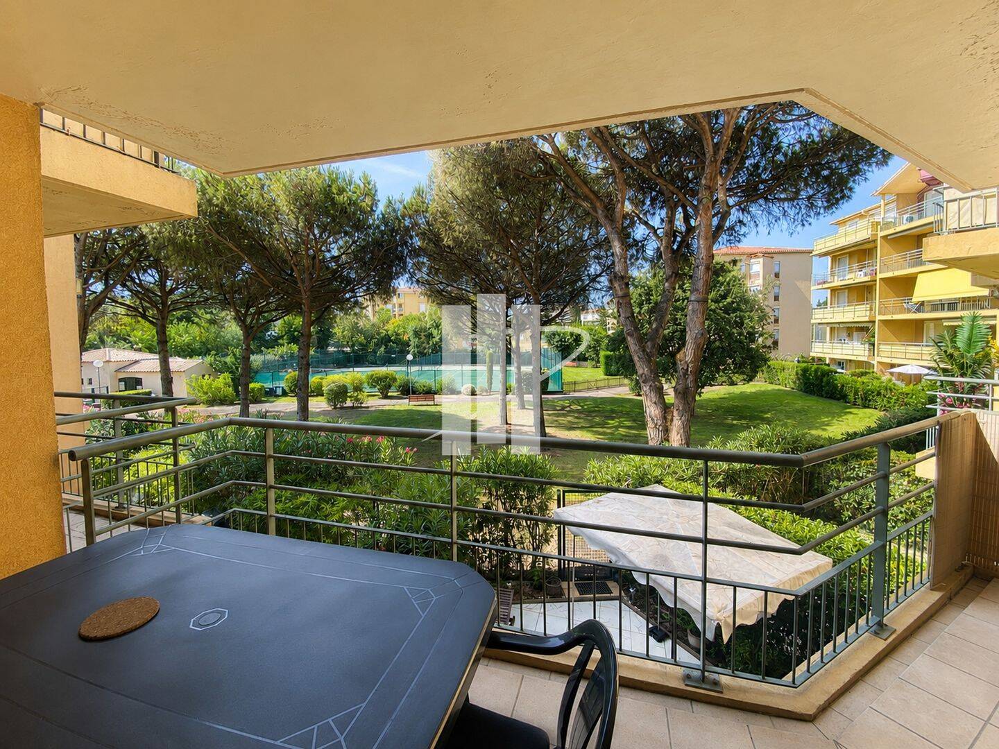 Appartement 3 pièces 80 m² · à Fréjus · 80 m² · 350 000 €