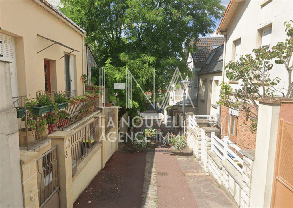 Appartement 2 pièces 33 m² · à Les Lilas · 33 m² · 229 900 €