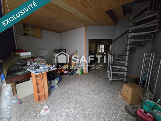 Immeuble à vendre 58 000 € 240 m² Nord Ambert 63600