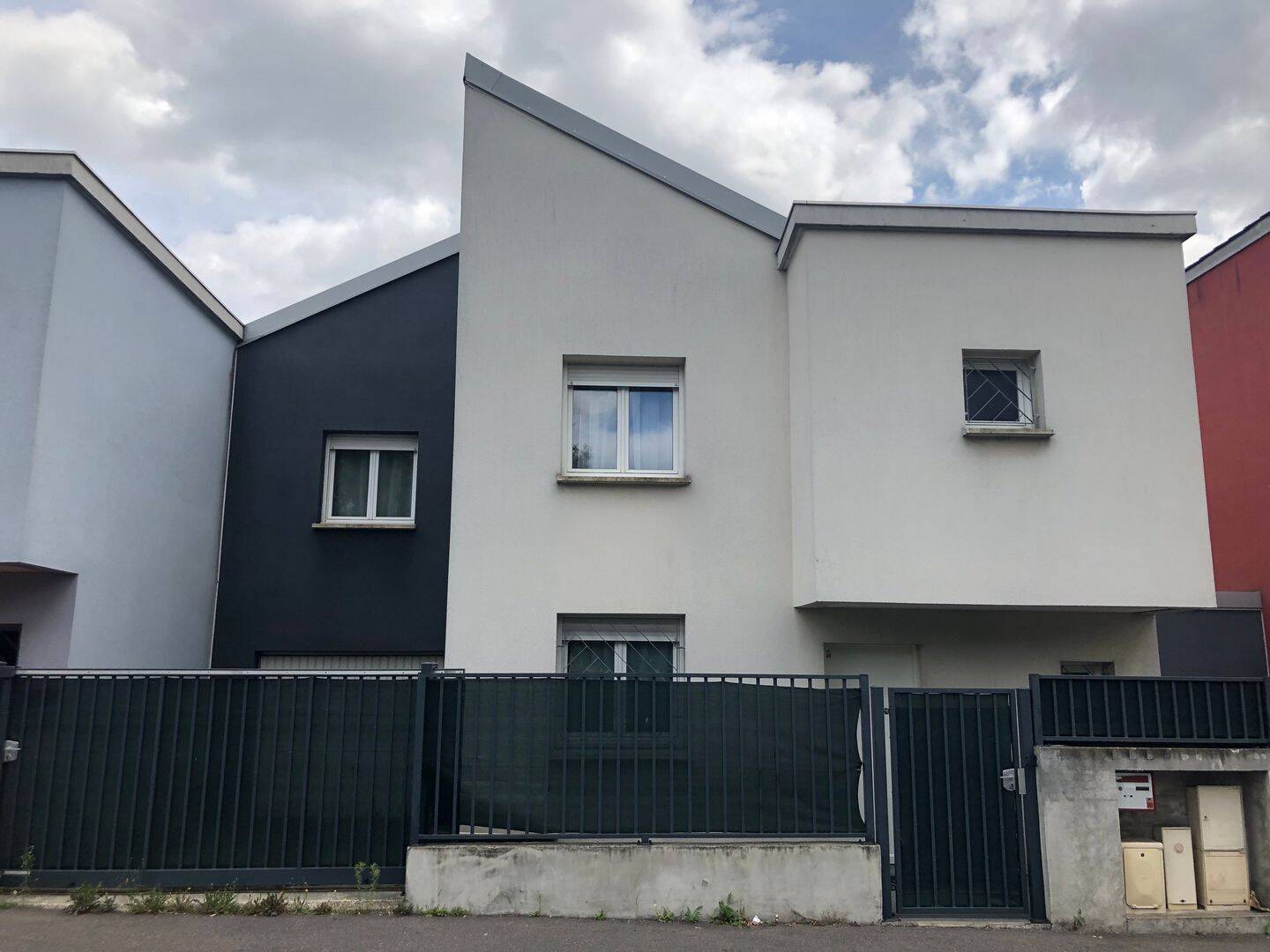 Maison 6 pièces 103 m² · à Saint-Denis · 103 m² · 570 000 €