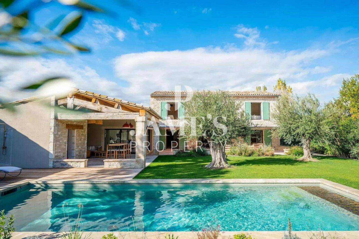 Maison 5 pièces 250 m² · à Saint-Rémy-de-Provence · 250 m² · 2 575 000 €