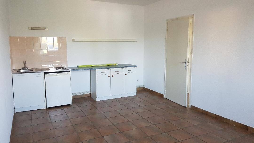 Appartement 2 pièces 40 m² · à Éguilles · 40 m² · 650 €