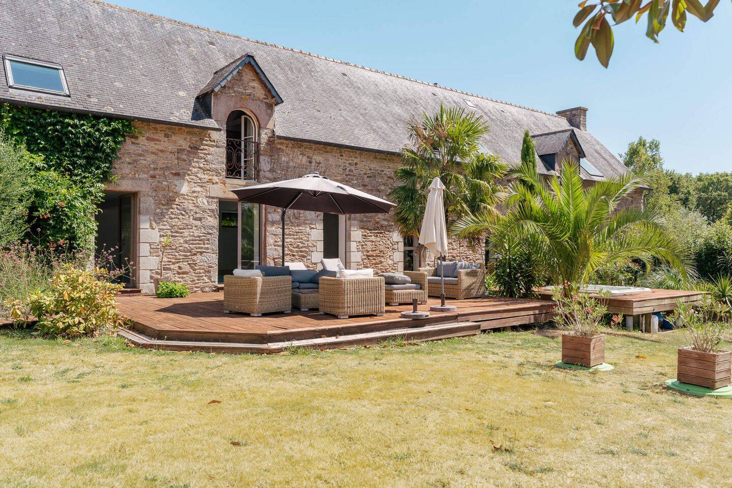 Maison 15 pièces 444 m² · à Grand-Champ · 444 m² · 1 680 000 €