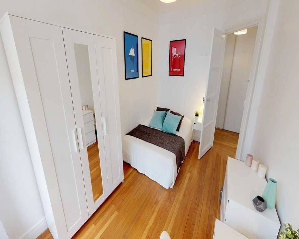 Appartement 5 pièces 90 m² · à Garches · 90 m² · 890 €/mois