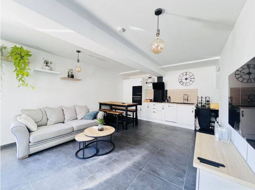 Appartement 2 pièces 40 m² · à Marseille 1er Arrondissement · 40 m² · 760 €