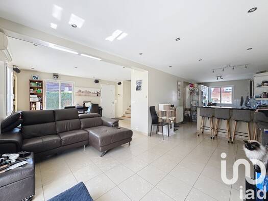 Maison à vendre 408 000 € 4 pièces 3 chambres 105 m² 352 m² de terrain Noiseau 94880