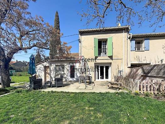 Maison à vendre 279 900 € 3 pièces 2 chambres 84 m² 712 m² de terrain Sud Châteaurenard 13160