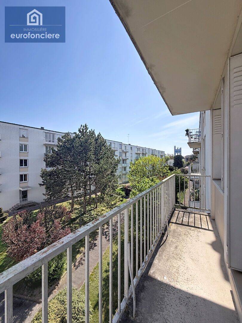 Appartement 5 pièces 90 m² · à Saint-André-les-Vergers · 89,9 m² · 990 €/mois