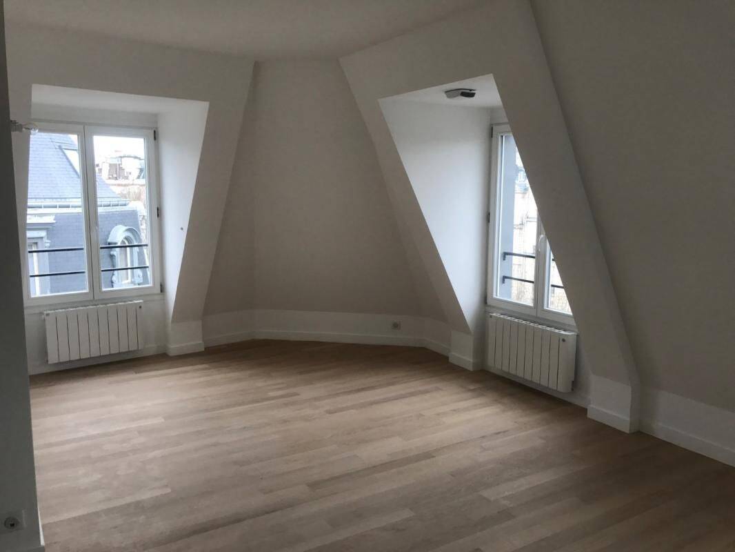 Appartement 1 pièce 28 m² · à Paris 16ème Arrondissement · 28 m² · 1 110 €