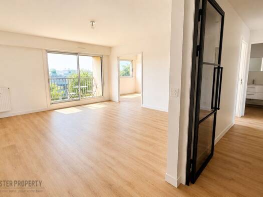 Appartement à vendre 640 000 € 4 pièces 3 chambres 89 m² Étage 4/6 Centre Ville Rueil-Malmaison 92500