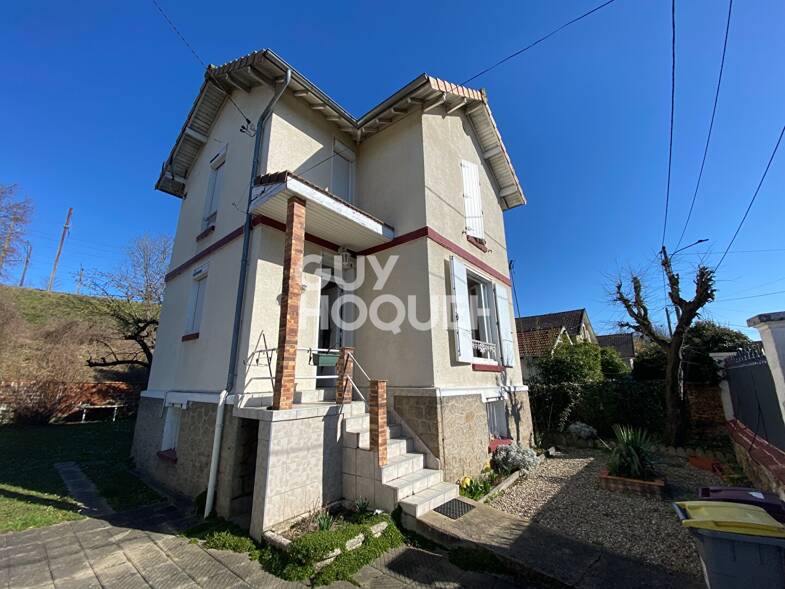 Maison à vendre 294 000 € 3 pièces 2 chambres 59 m² 318 m² de terrain Chelles 77500