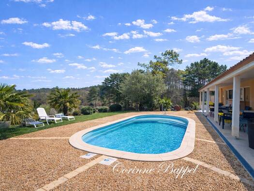 Maison de plain-pied à vendre 234 900 € 4 pièces 3 chambres 91 m² 3 300 m² de terrain Antonne-et-Trigonant 24420