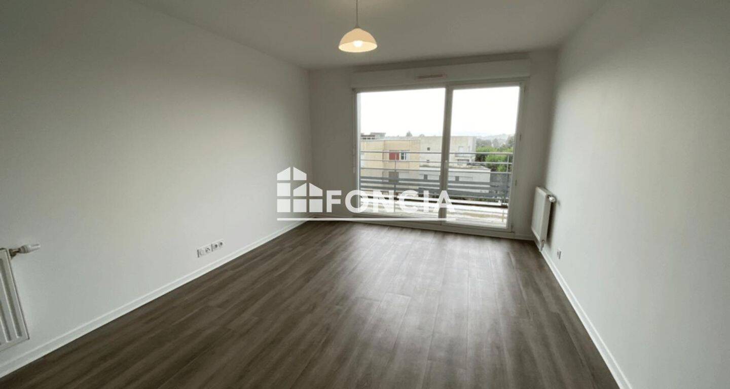 Appartement 3 pièces 54 m² · à Saint-Michel-sur-Orge · 54,2 m² · 1 086 €/mois