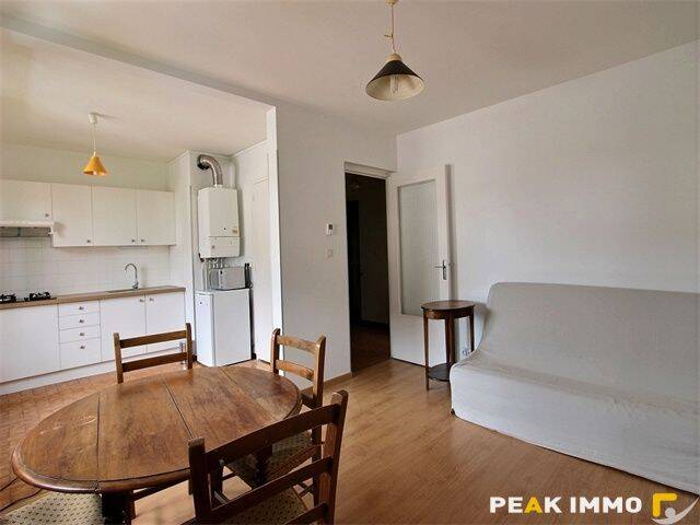Appartement 1 pièce 33 m² · à Annecy · 32,9 m² · 728 €