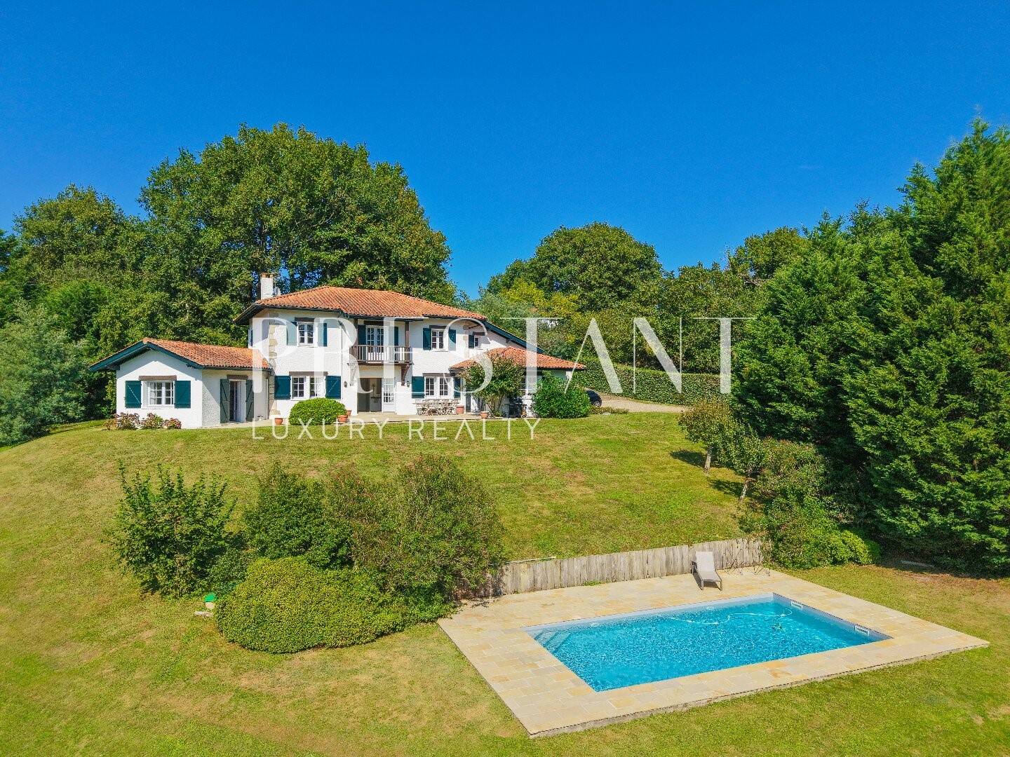 Maison 7 pièces 250 m² · à Arcangues · 250 m² · 2 390 000 €