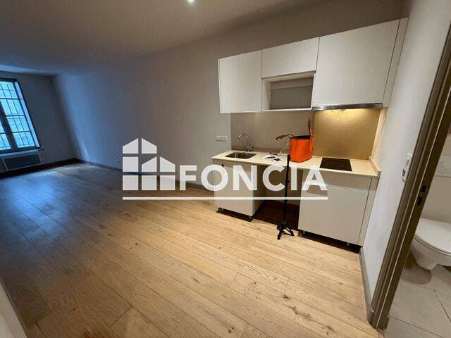 Appartement 1 pièce 30 m² · à Arles · 30 m² · 520 €