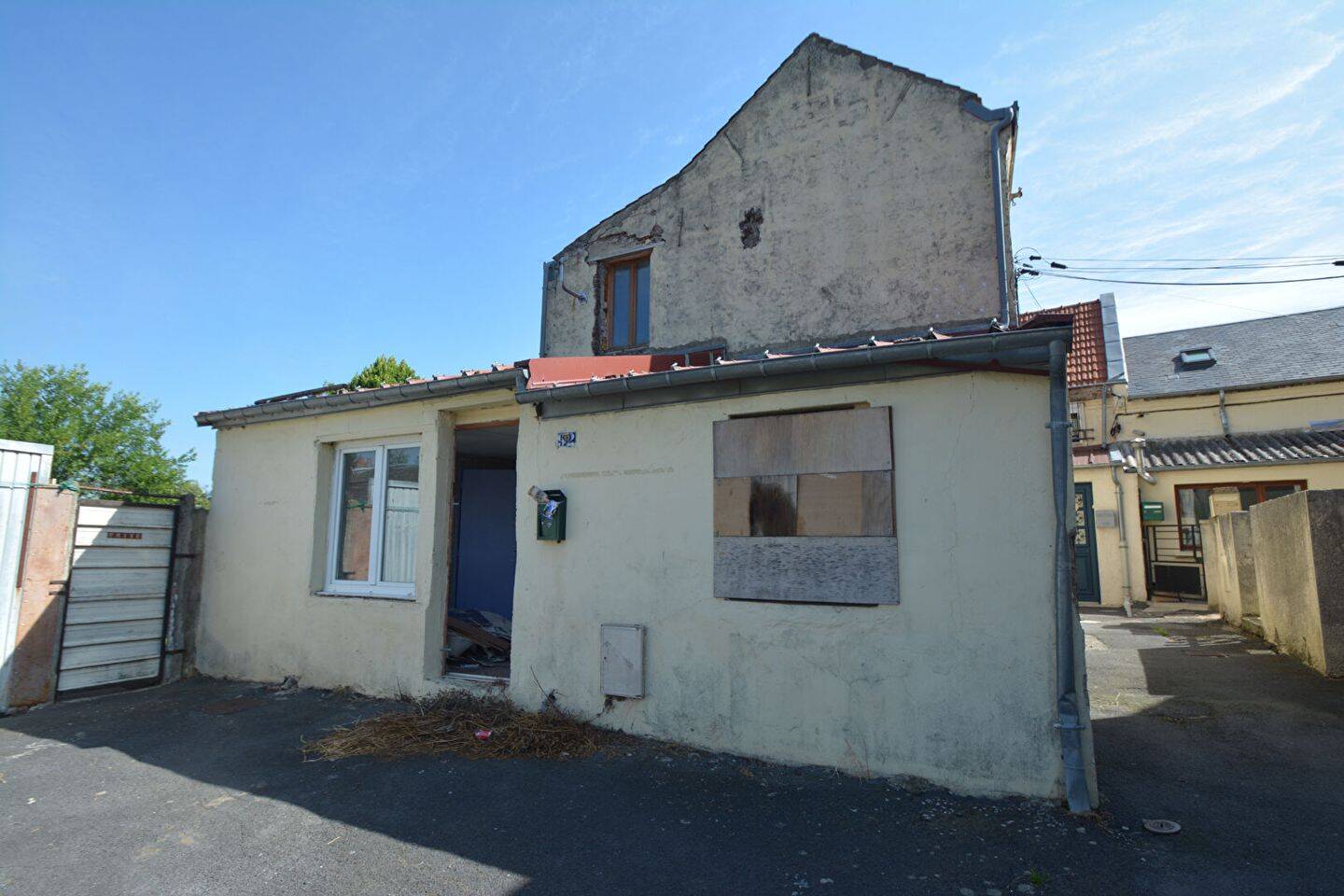Maison 3 pièces 77 m² · à Saint-Quentin · 77 m² · 48 000 €