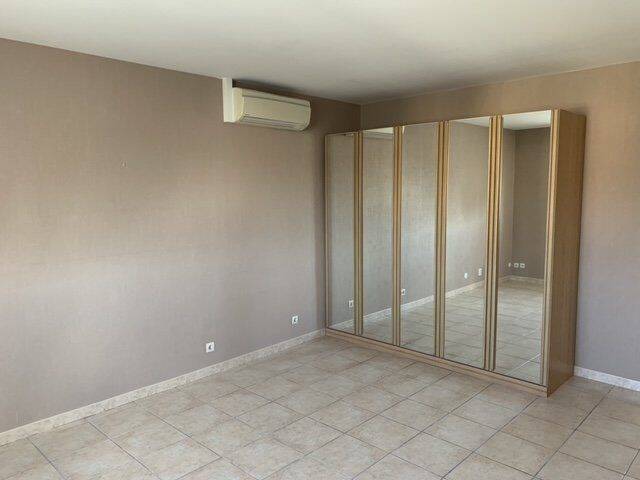 PROXIMITE DE LA MARTELLE – Maison Familiale 6 pièces – 176,79 m² — 17
