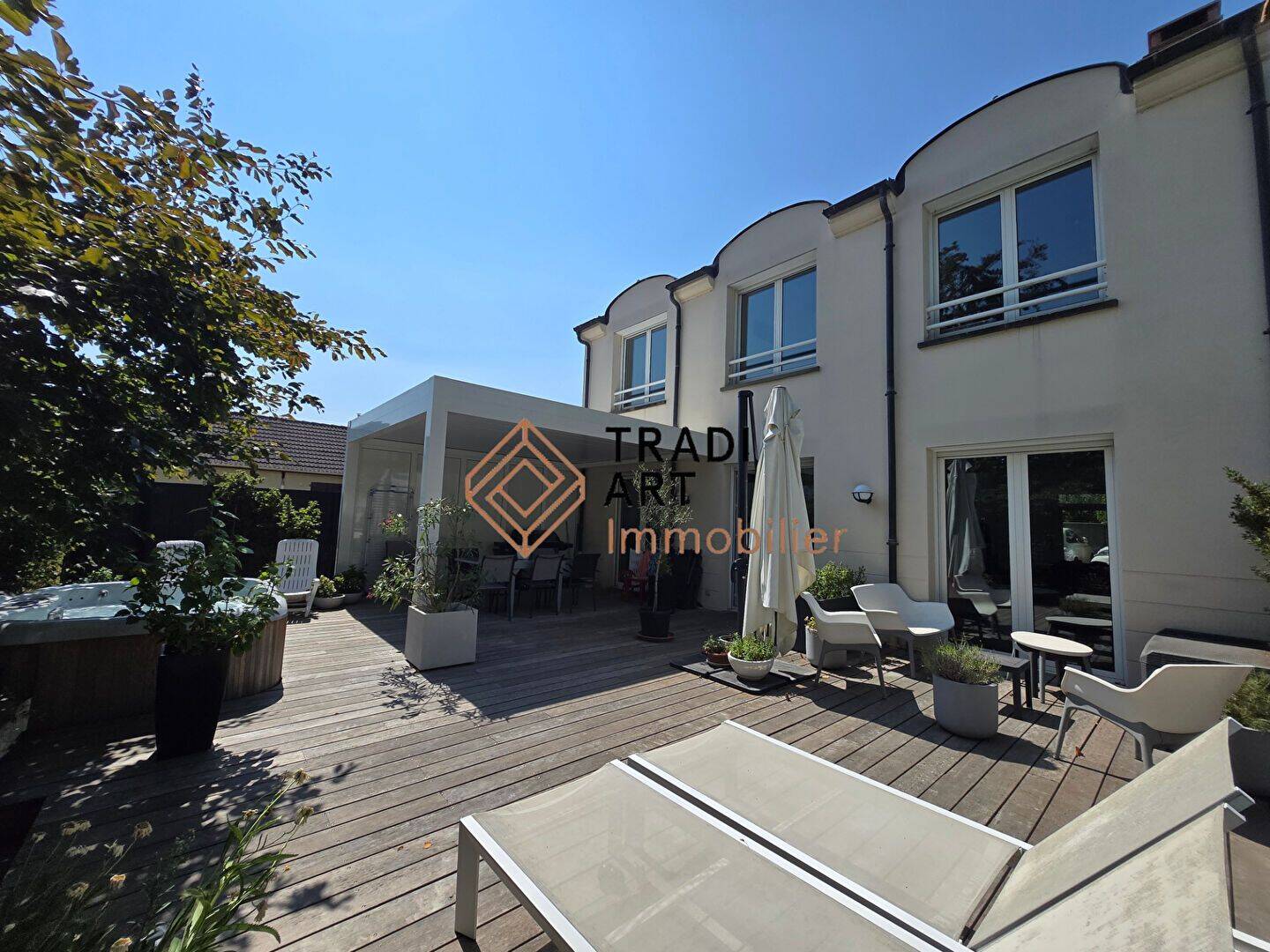 Maison 6 pièces 152 m² · à Brétigny-sur-Orge · 152 m² · 525 000 €