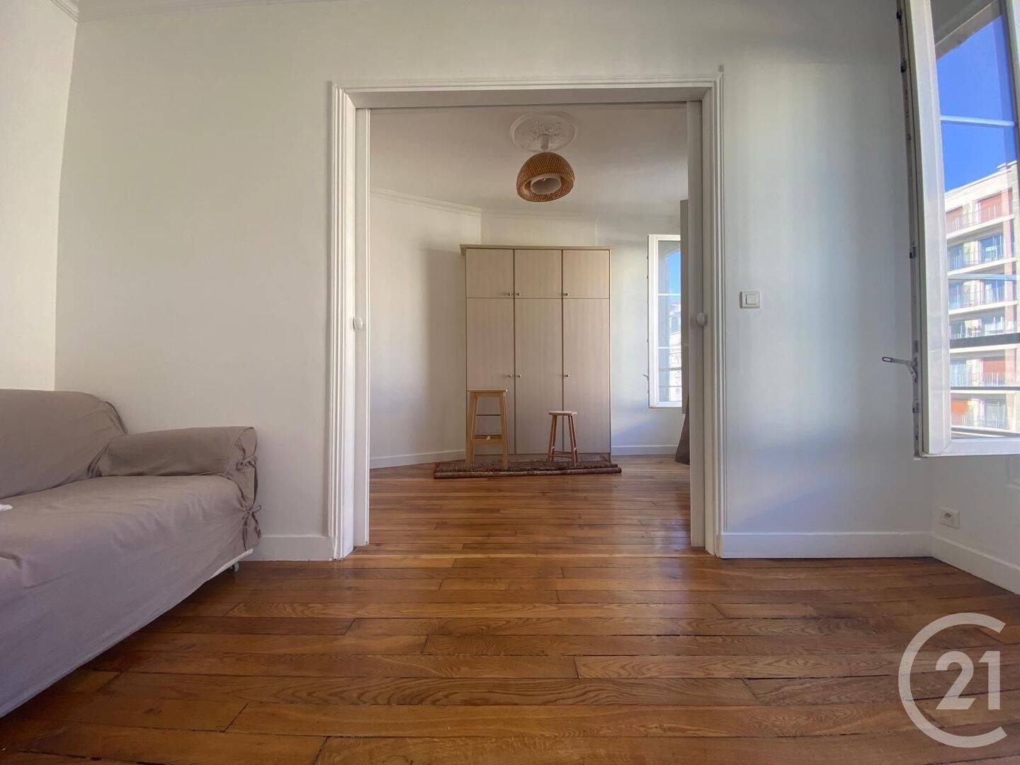 Appartement 2 pièces 36 m² · à Paris 16ème Arrondissement · 35,6 m² · 1 300 €/mois