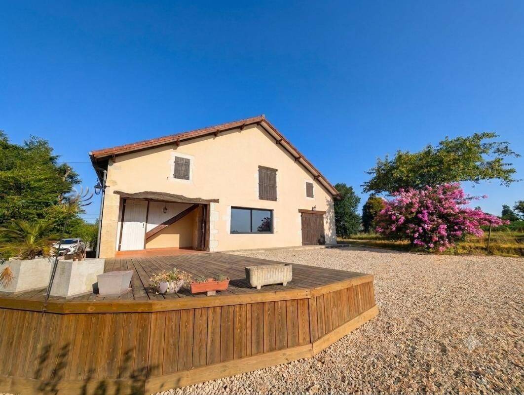 Maison 4 pièces 131 m² · à Eyres-Moncube · 131 m² · 315 000 €