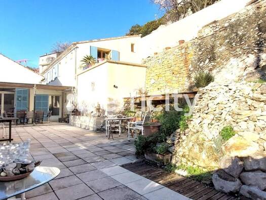 Maison de ville à vendre 476 000 € 5 pièces 4 chambres 130 m² 880 m² de terrain L'Estaque Marseille 16ème arrondissement 13016