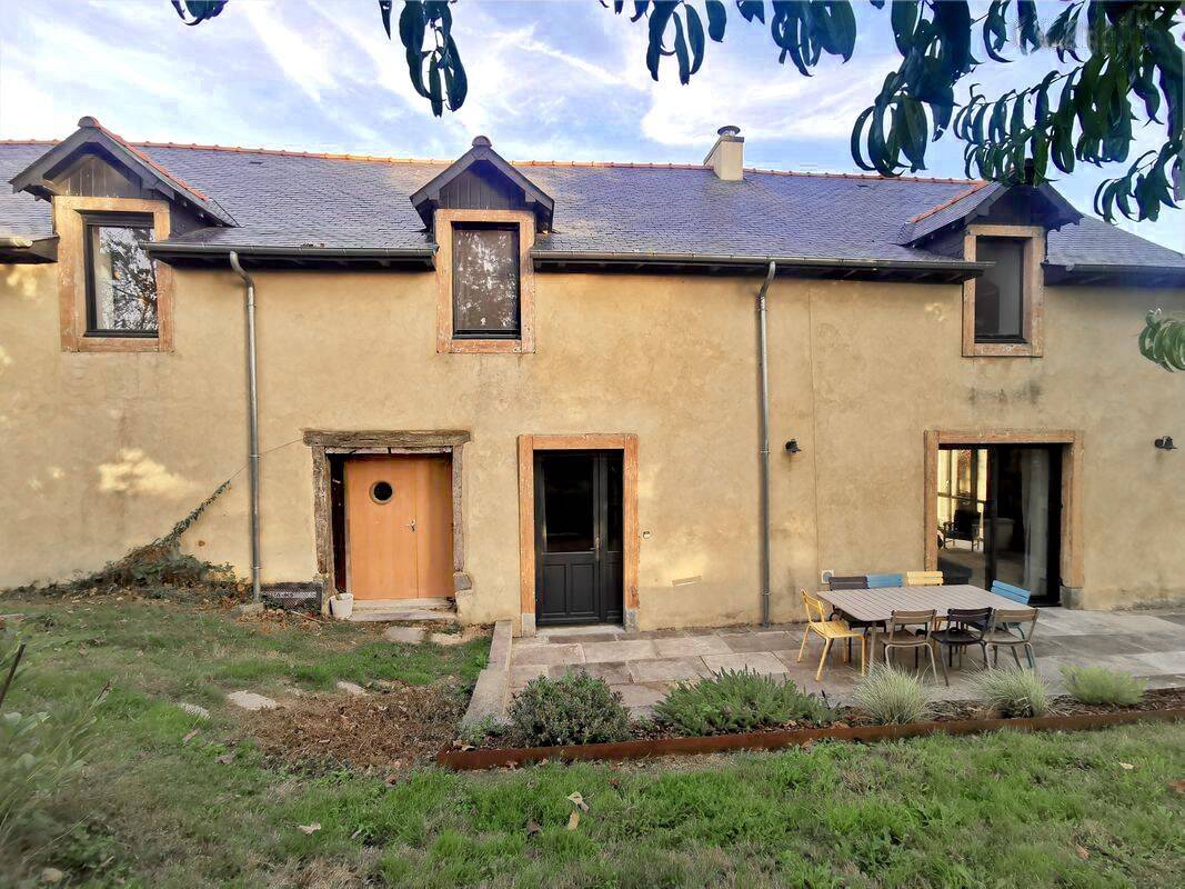 Maison 6 pièces 152 m² · à Pacé · 152 m² · 462 000 €