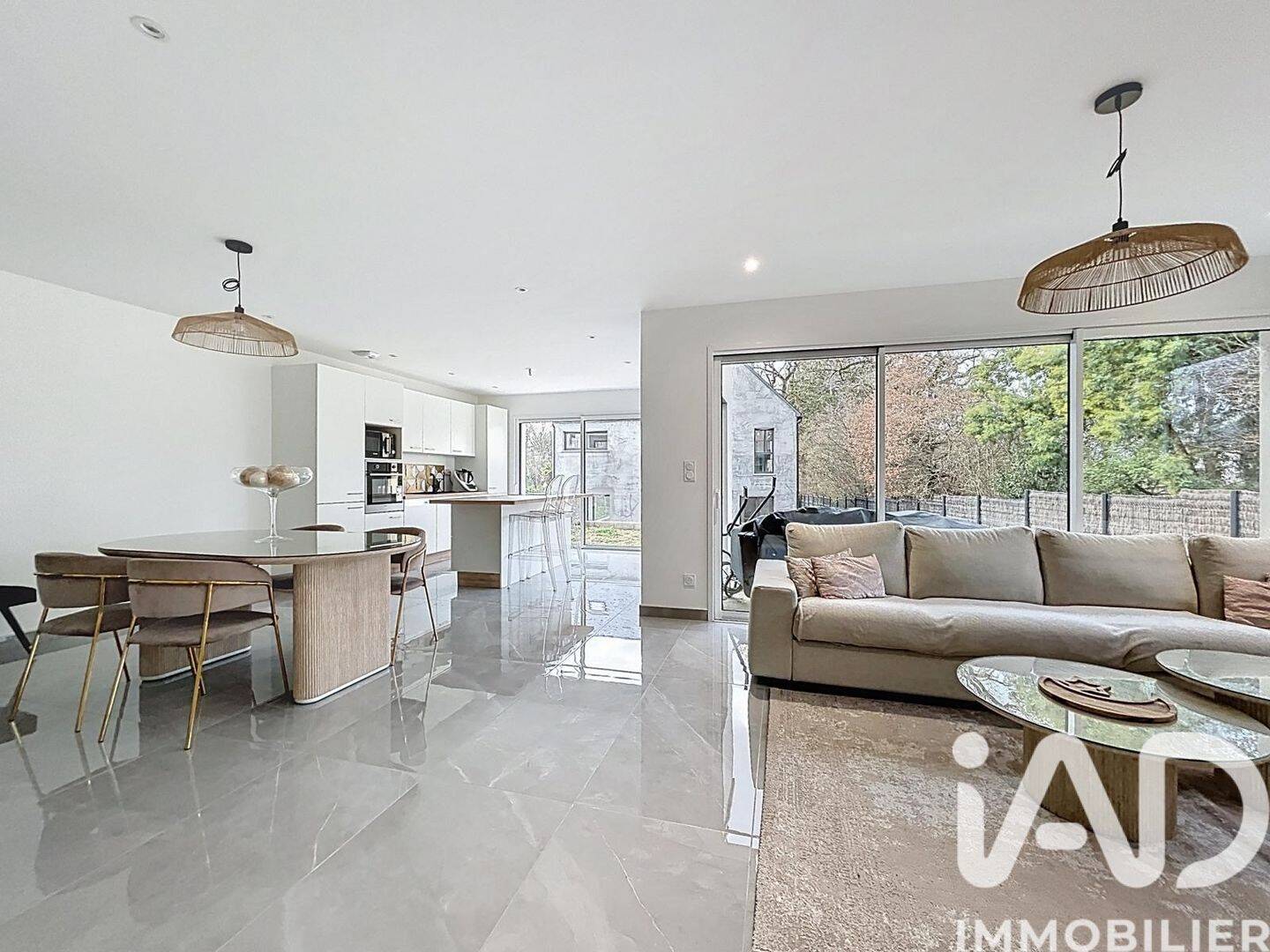 Maison 6 pièces 145 m² · à Saint-Erblon · 145 m² · 399 000 €