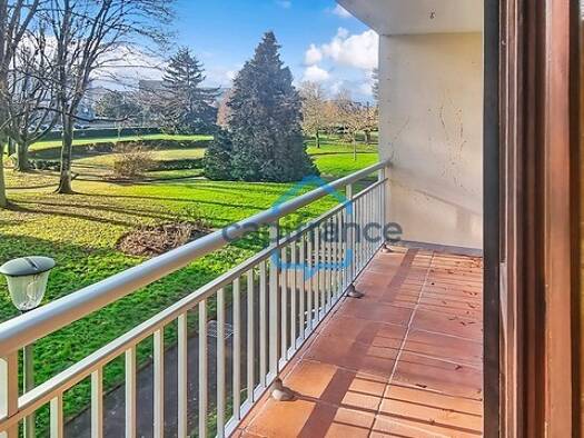 Appartement à vendre 299 400 € 4 pièces 3 chambres 75 m² Étage 1/4 Mairie Vélizy-Villacoublay 78140