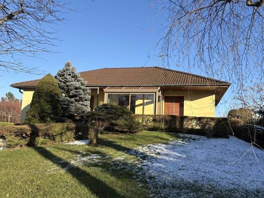 Maison à vendre 295 000 € 4 pièces 3 chambres 101 m² 658 m² de terrain Centre Ville Bourg-en-Bresse 01000