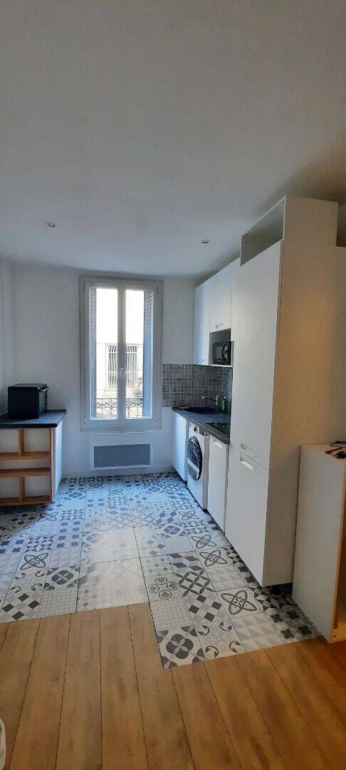 Appartement 2 pièces 27 m² · à Paris 13ème Arrondissement · 26,9 m² · 1 066 €