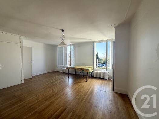 Appartement à vendre 183 000 € 2 pièces 47,9 m² 1er étage Le Raincy 93340