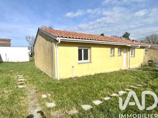 Maison de plain-pied à vendre 280 000 € 4 pièces 3 chambres 85 m² 434 m² de terrain Sainte-Eulalie 33560