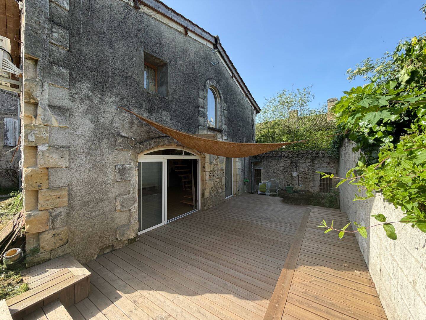 Maison 4 pièces 106 m² · à Paillet · 106 m² · 235 000 €