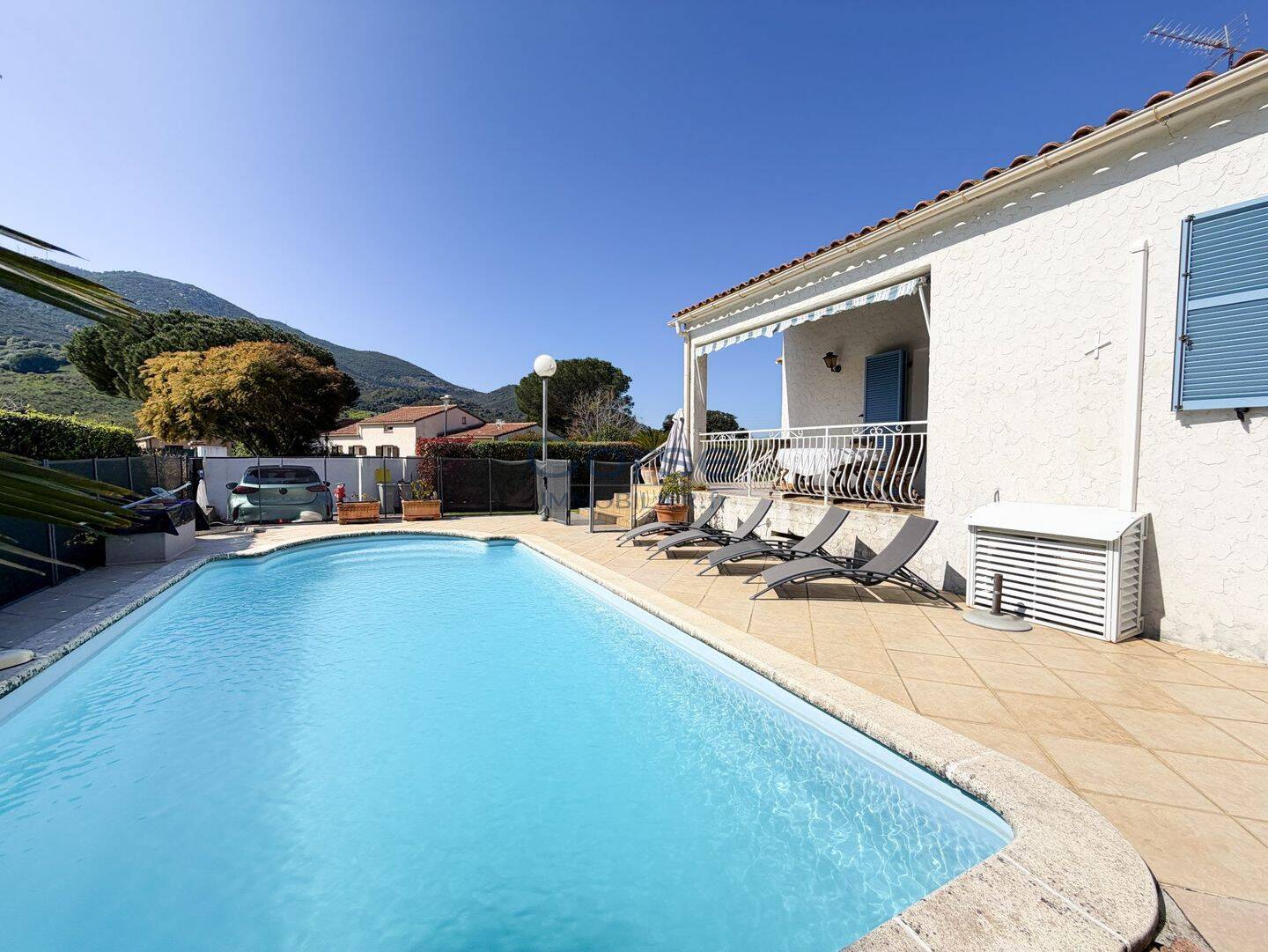 Maison 8 pièces 171 m² · à Alata · 171 m² · 1 100 000 €